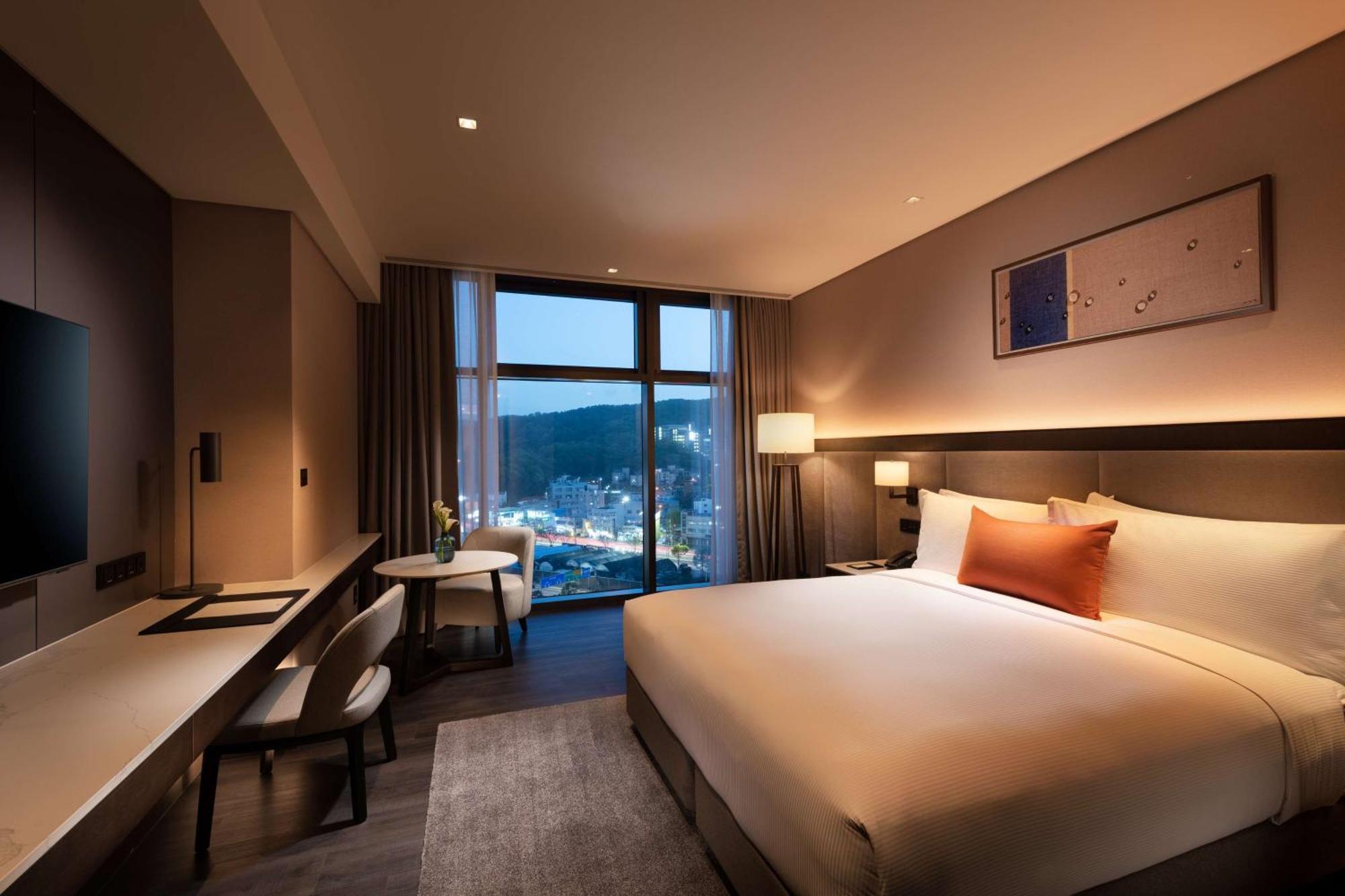Doubletree By Hilton Seoul Pangyo Hotel Seongnam Eksteriør billede